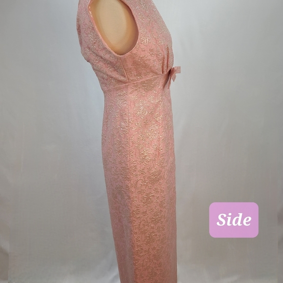 1960s Vintage Dress Pastel Pink Iridescent Jacquard Fabric Floral Design (SZ 6) - Picture 5 of 17